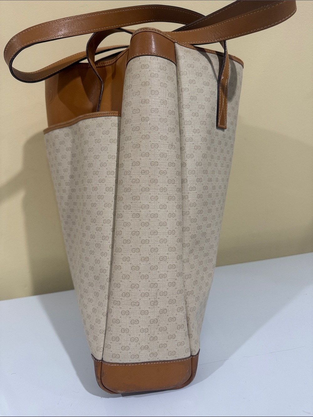 Authentic Gucci Tote - Vintage Gucci shoulder bag- Gucci Computer handbag - Picture 5 of 15